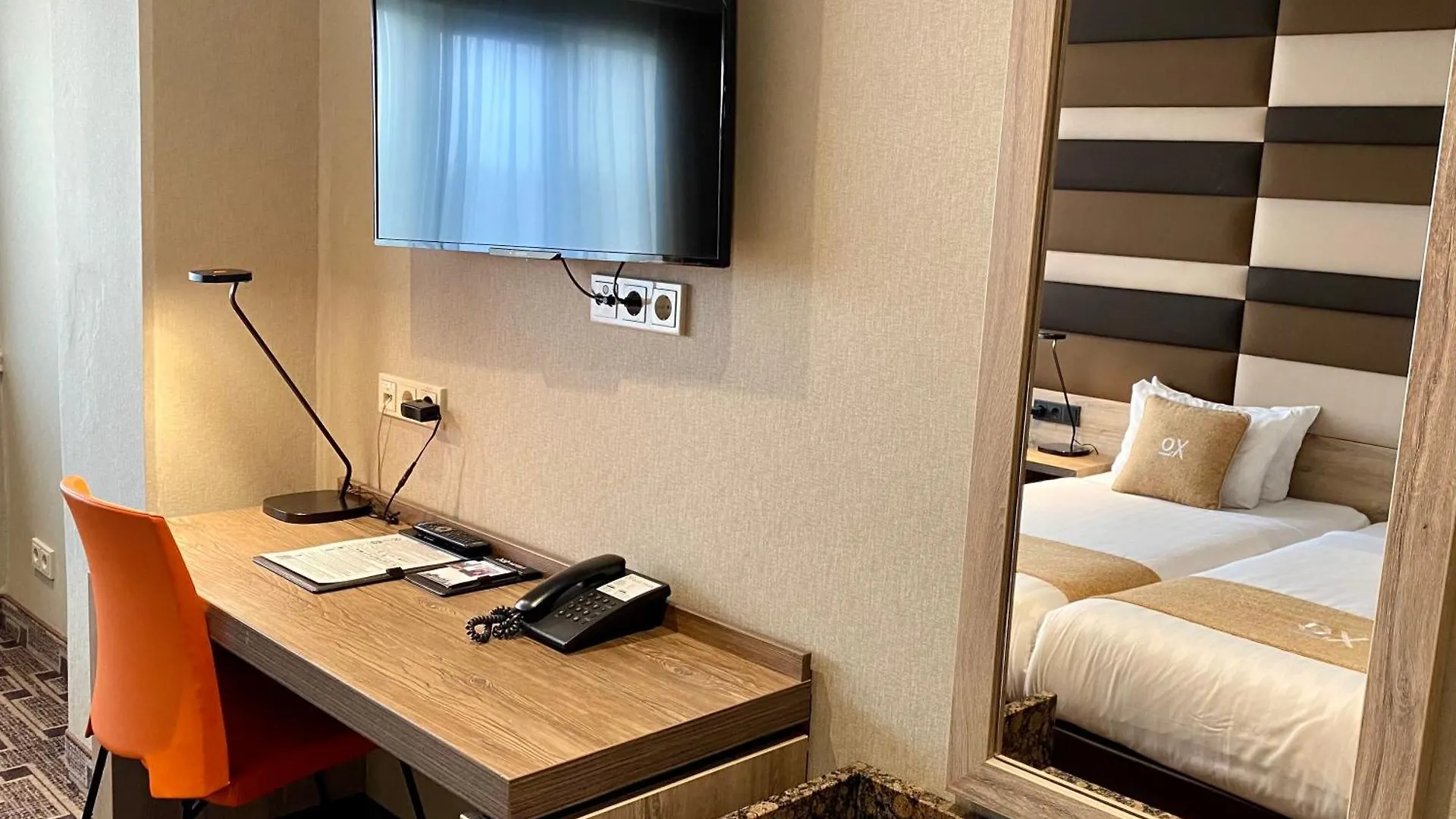 Xo Hotels Blue Tower Amsterdam