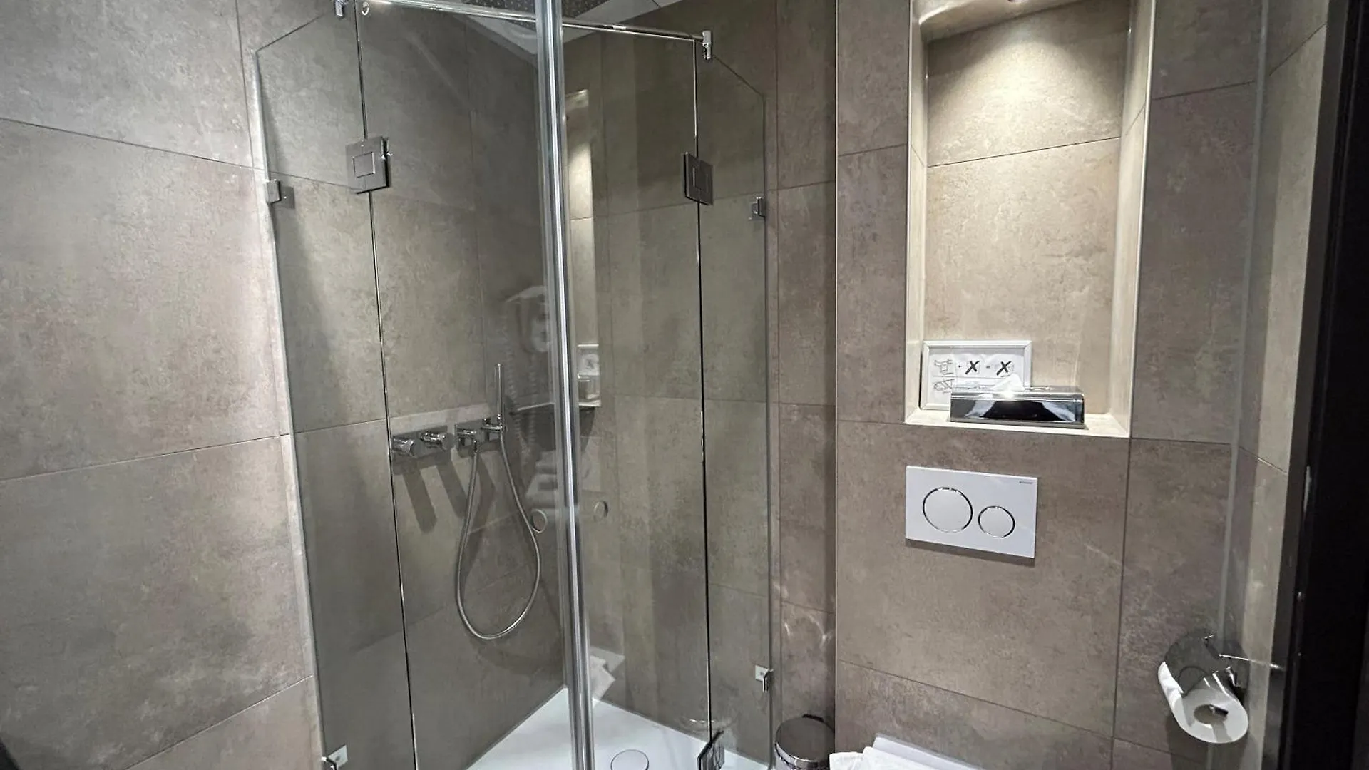 Xo Hotels Blue Tower Amsterdam 4*,  Netherlands