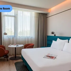 4* Ξενοδοχείο The Social Hub